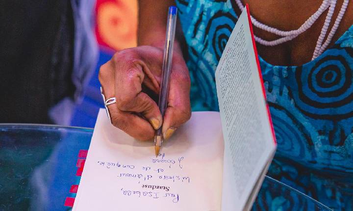 Até 4/5 - Inscrições para lançamento de livro no 14º Fliaraxá