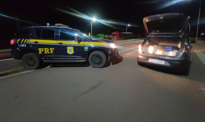 PRF prende um homem por tráfico de drogas, transportando cerca de 130 KG de maconha.