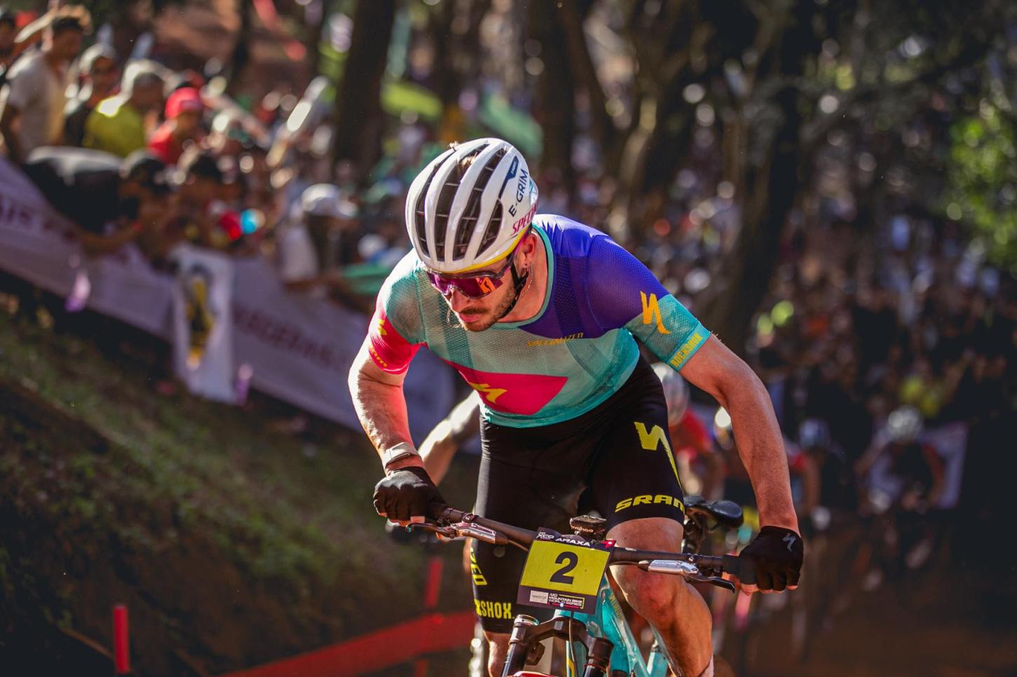 Araxá dá início à temporada de 2025 da WHOOP UCI Mountain Bike World Series com estilo