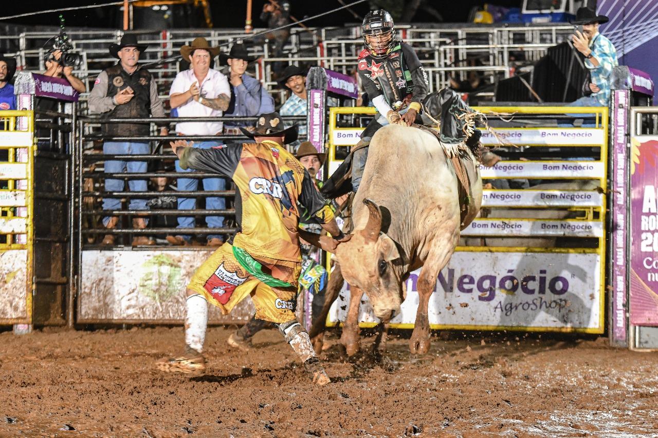 Definidos os peões que farão final histórica do rodeio do ARS 2025