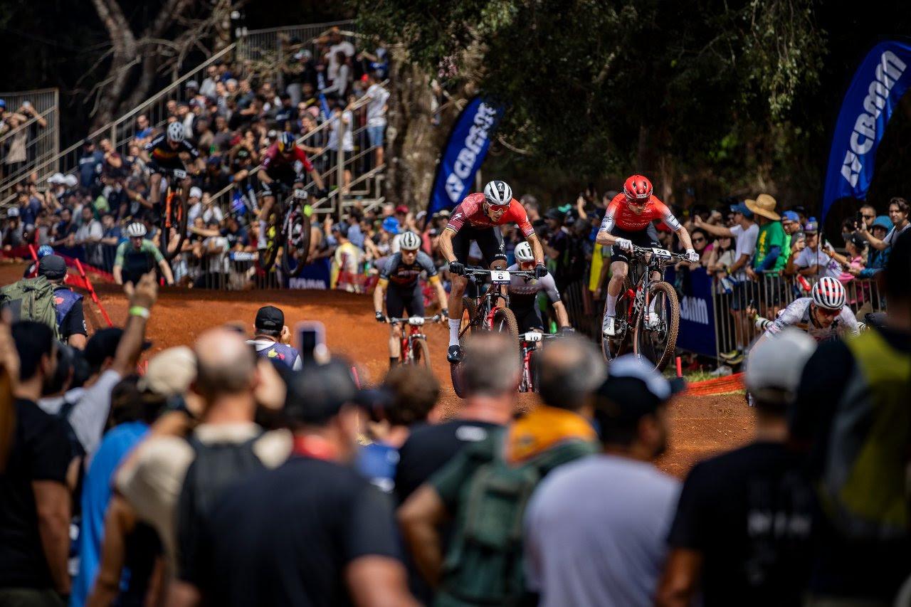 Melhores mountain bikers do mundo se reúnem em Araxá, na segunda etapa da Copa do Mundo de MTB