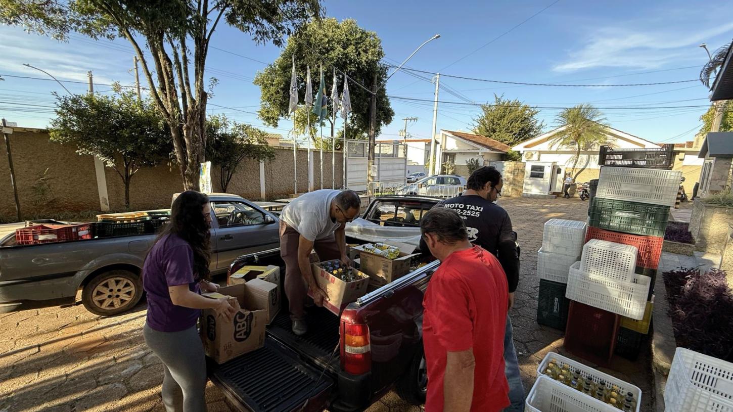 5ª Fenadoces distribui mais de 5 mil litros de óleo de cozinha em ação solidária