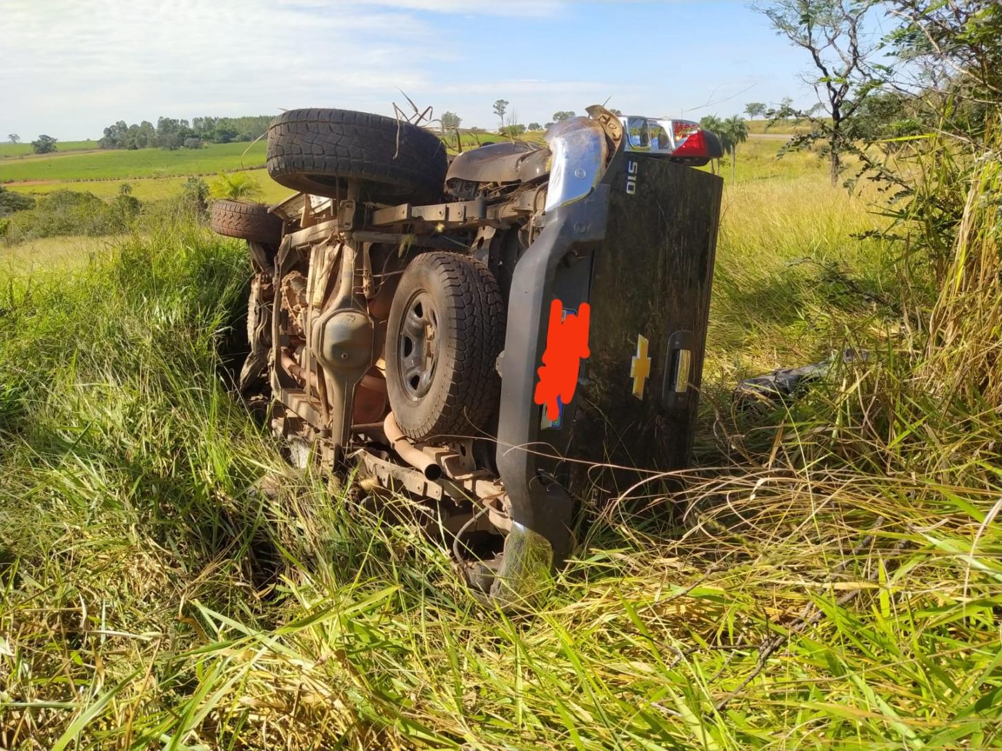 Homem morre em grave acidente na BR-262