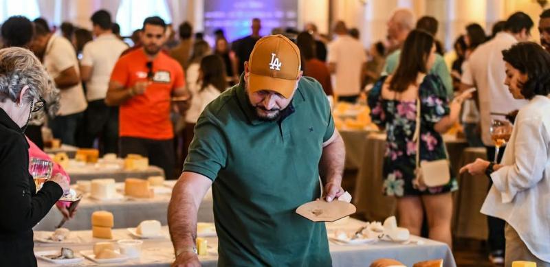 Turistas de todo o mundo elogiam ExpoQueijo e se encantam com Araxá