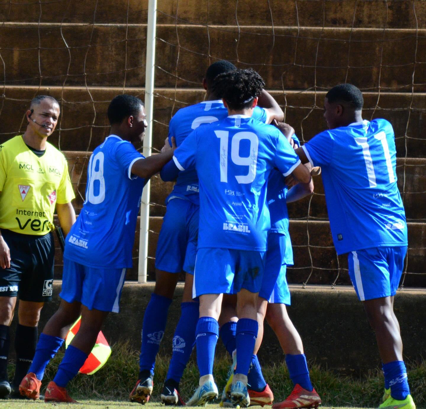 Com golaço do goleiro Felipe, Dínamo vence o Funorte pelo Sub-15; Sub-17 empata fora de casa