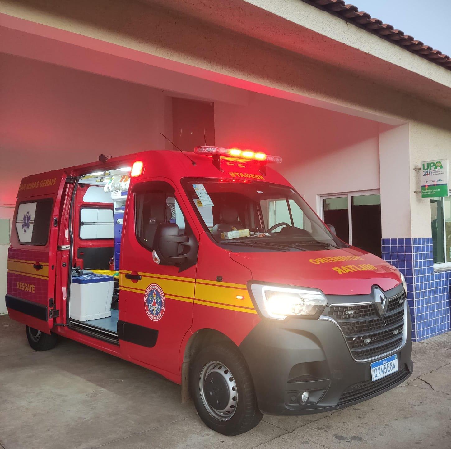 Homem leva facadas durante agressão em Araxá 