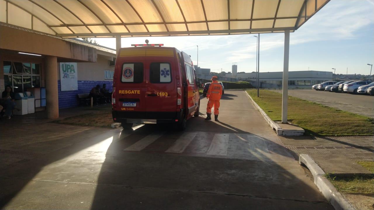 Motociclista fica ferido após colisão no Centro de Araxá