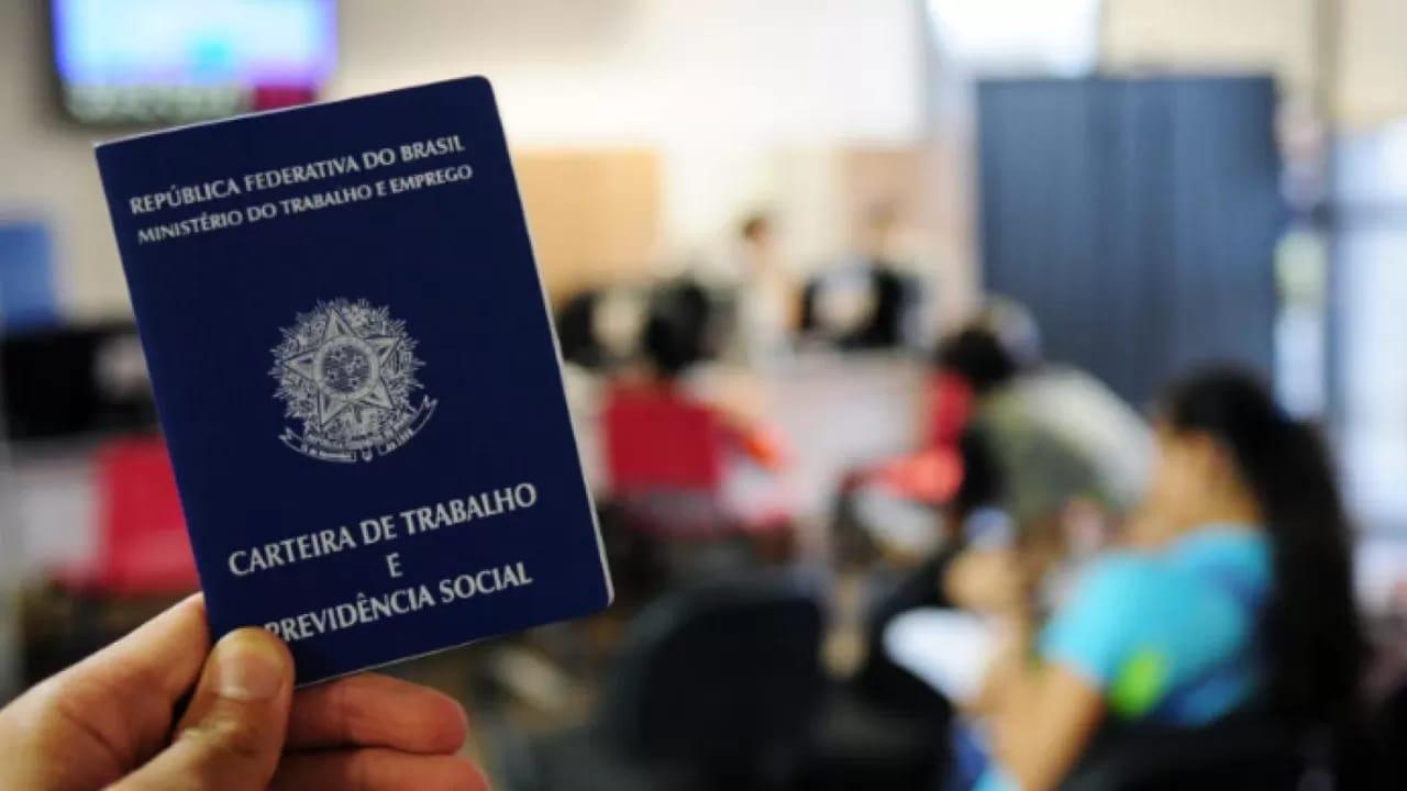 Sine oferece 992 vagas nesta sexta (25)