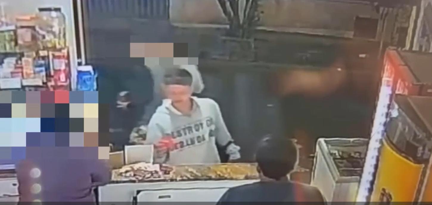 Suspeito de furto é flagrado em vídeo em Araxá; polícia pede ajuda para identificá-lo