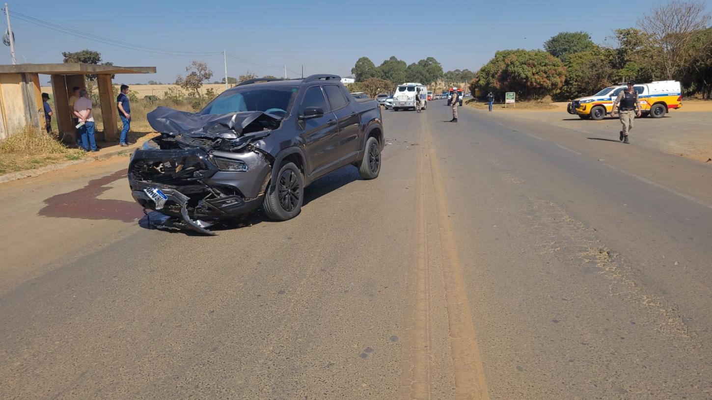 Acidente na MG-235 mata motociclista de 17 anos 