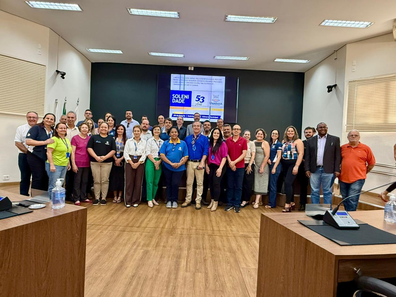 Raphael Rios preside Sessão Solene que comemora os 53 anos do Uniaraxá
