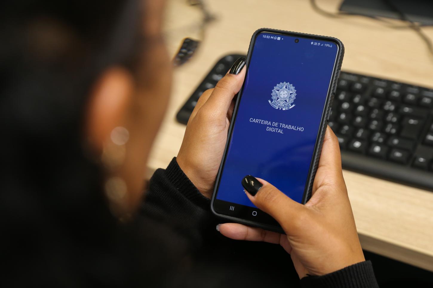 Sine oferece 427 vagas nesta quarta; veja a lista completa