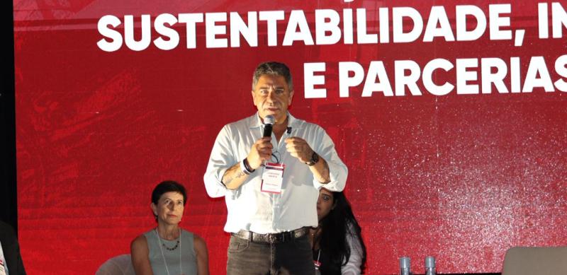 Prefeitura de Araxá cobra investimentos de mineradoras durante evento sobre exploração das terras raras