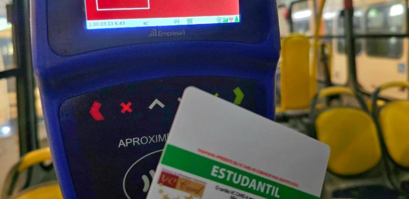 Araxá inicia recadastramento do cartão estudantil do transporte coletivo próxima segunda (26)