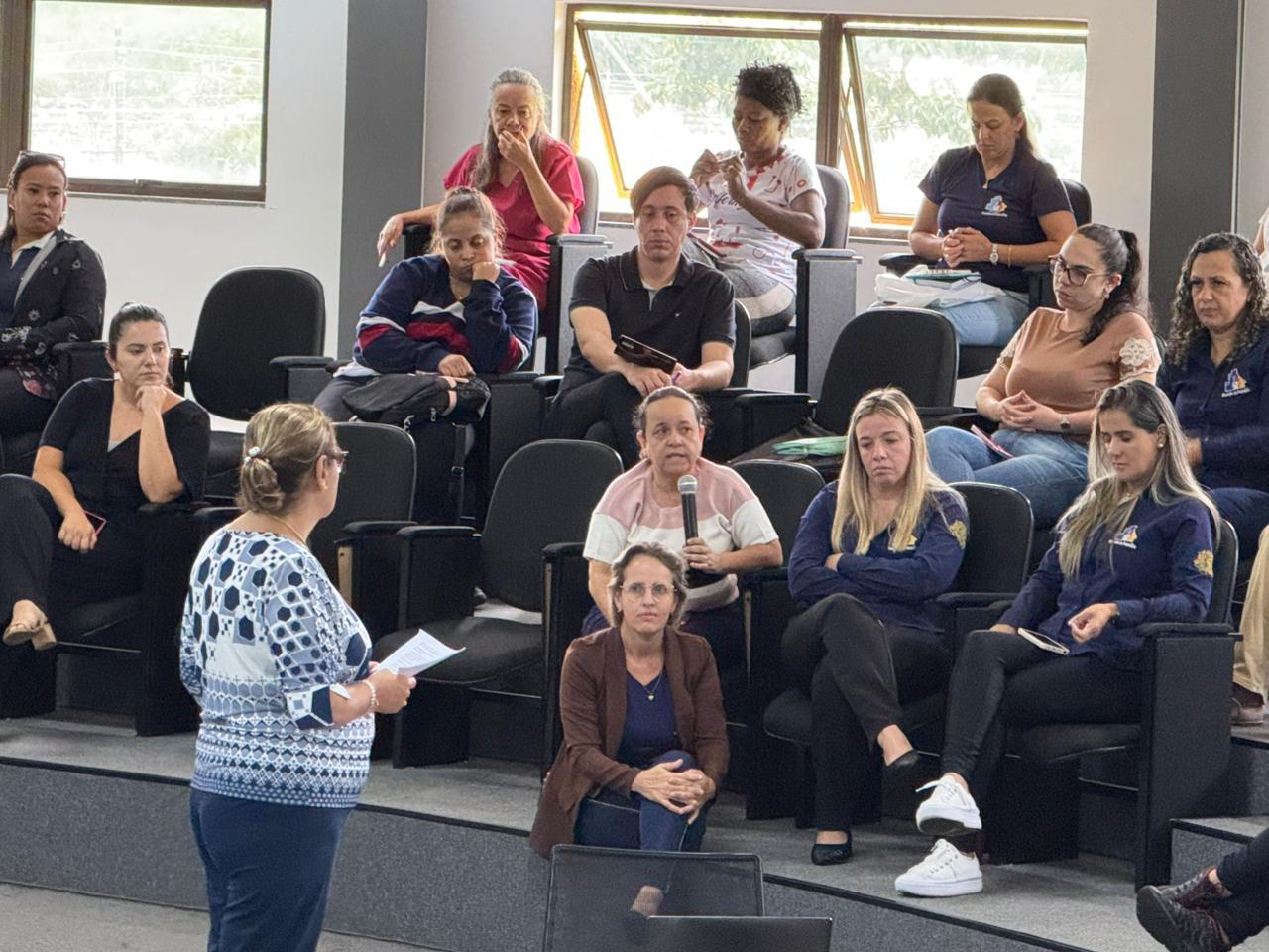 Araxá planeja ações do Programa Saúde na Escola para 2026 com foco em prevenção e bem-estar