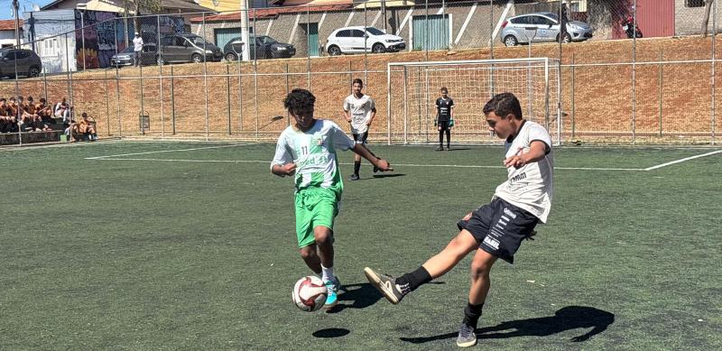 Prefeitura de Araxá abre inscrições para escolinha de futebol para crianças e adolescentes no Boa Vista