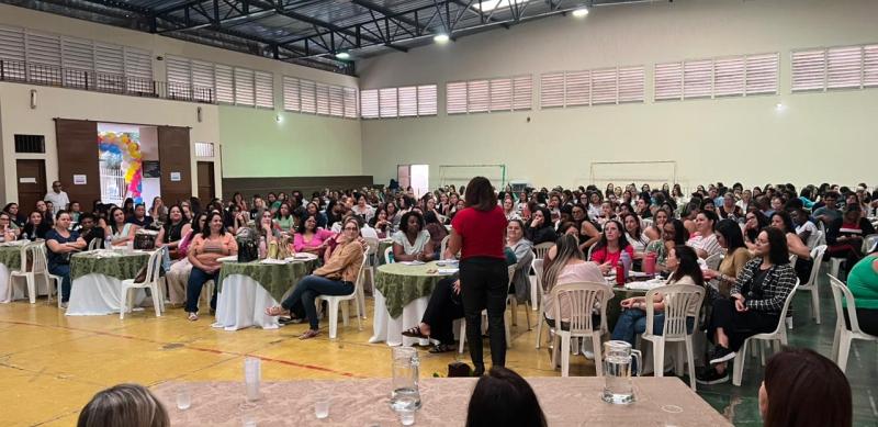 Prefeitura de Araxá promove Pacto Mineiro pela Alfabetização na Rede Municipal de Ensino