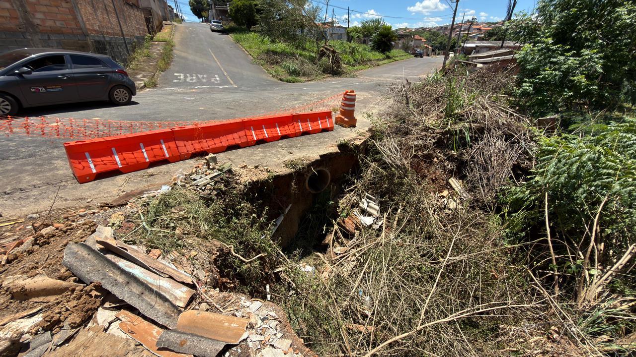 Prefeitura decreta situação de emergência após fortes chuvas e vendaval em Araxá