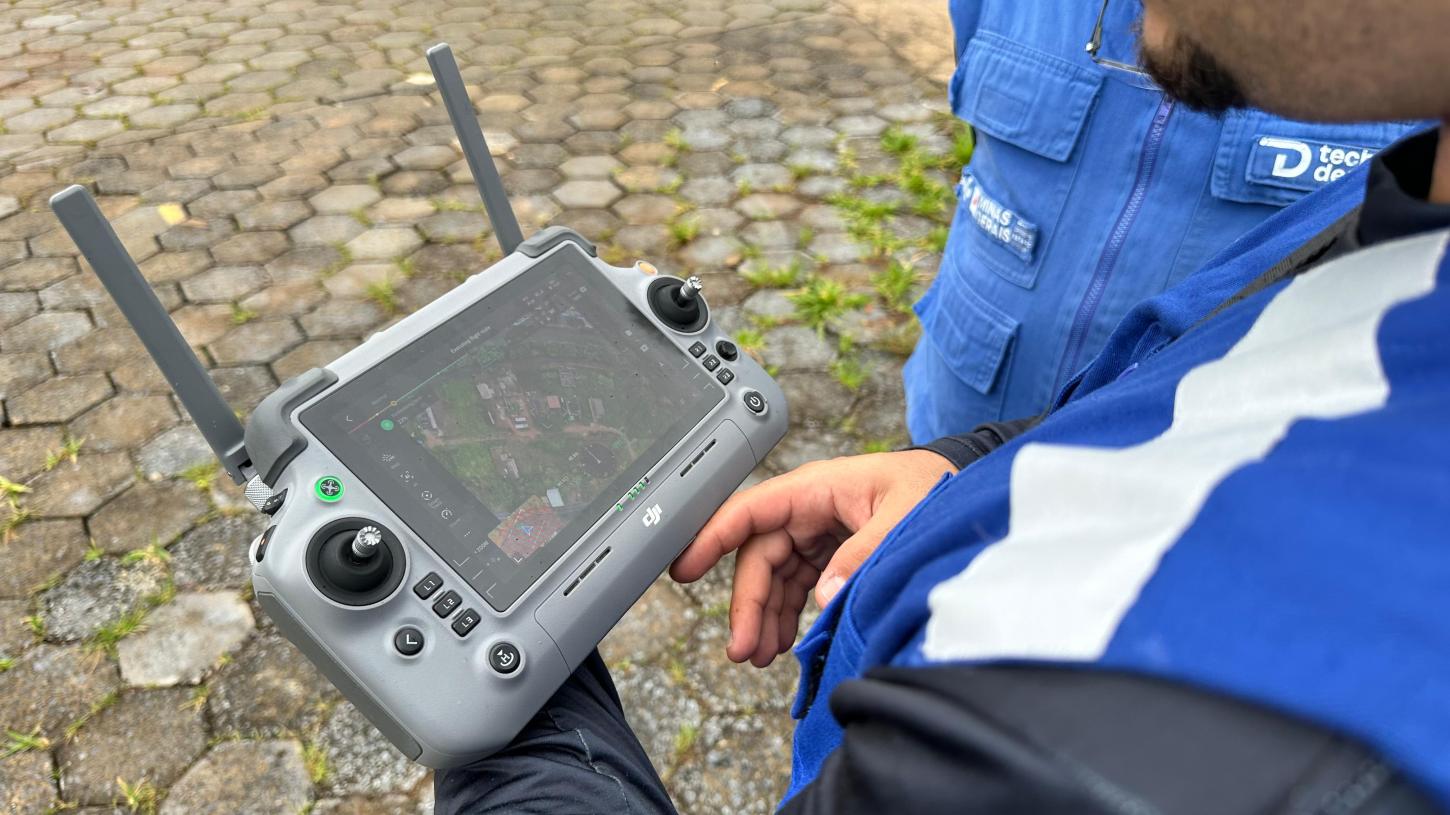 Levantamento com drones identifica mais de 2 mil possíveis criadouros da dengue em Araxá e vigilância intensifica visitas domiciliares