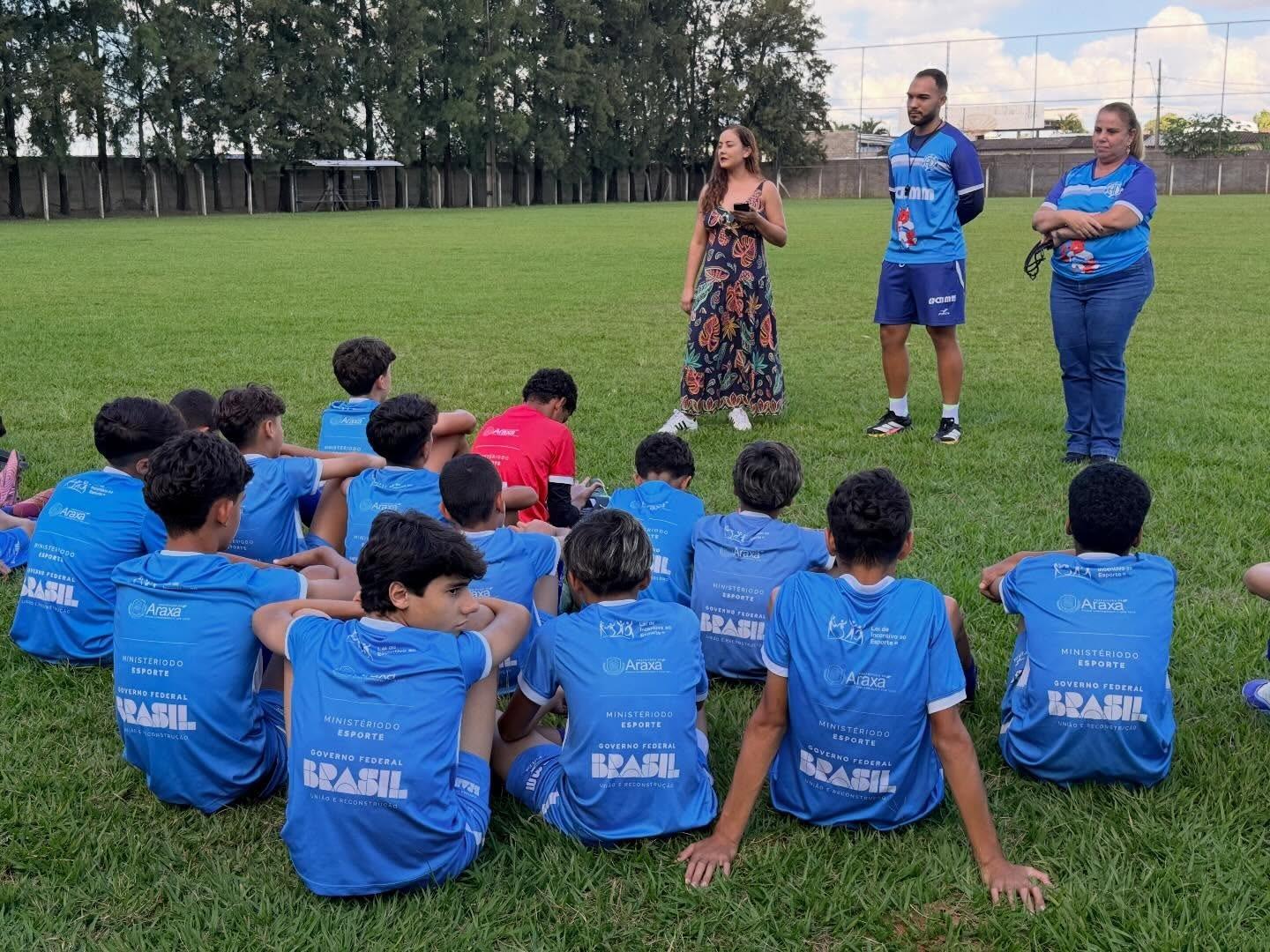Projeto Lobinho promove palestra sobre saúde mental para alunos