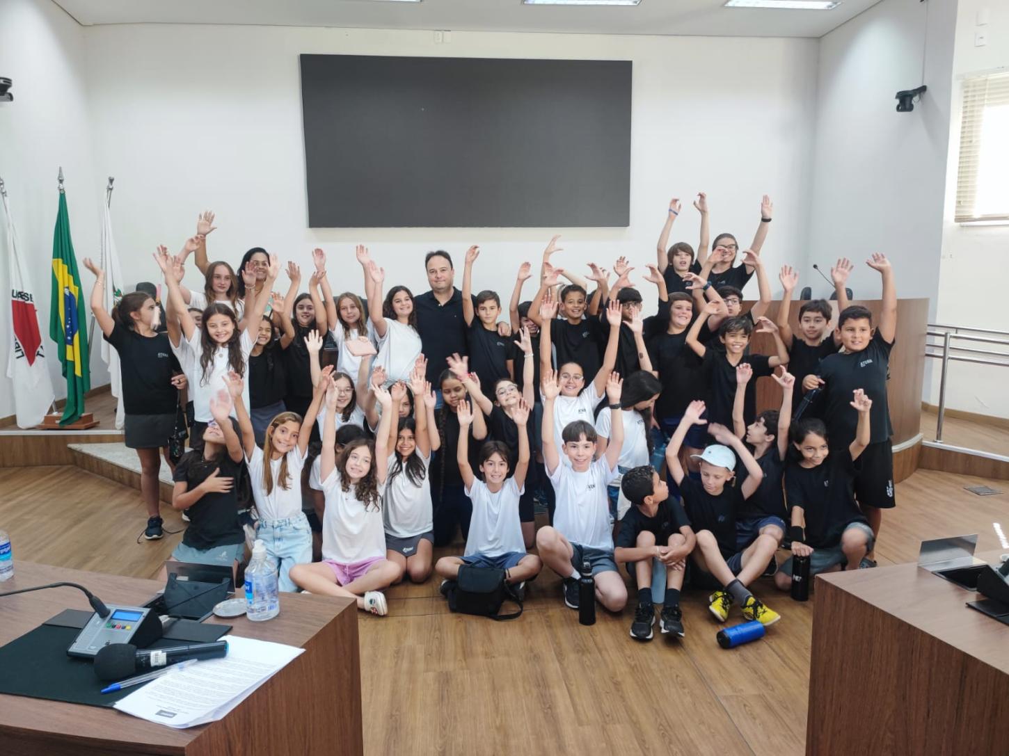 Projeto “Sementes de Cidadania” aproxima estudantes do Legislativo