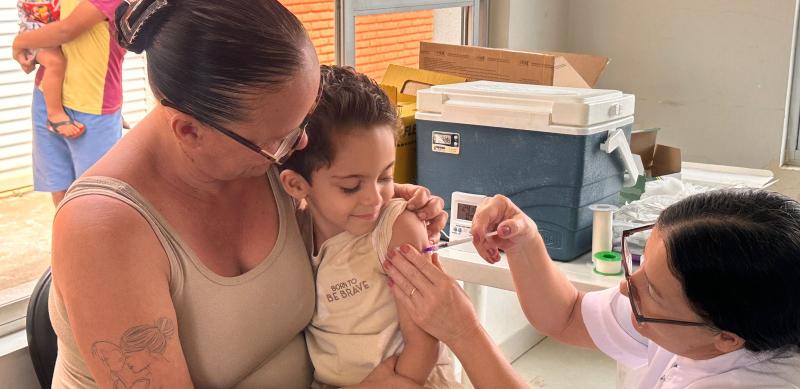Araxá registra baixa procura pela vacina da gripe e reforça importância da imunização
